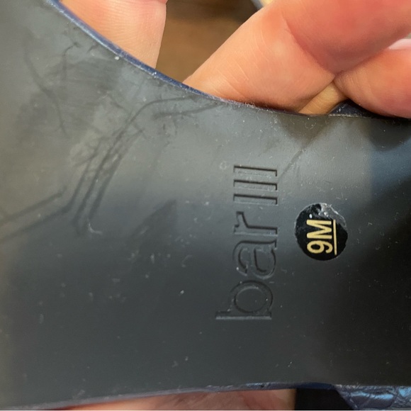 NWOT-! Bar III, navy open toe w/ heel sandals - Picture 5 of 7